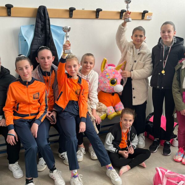 La squadra di Ginnastica ritmica TA.BU. alle gare AICS a Polverara